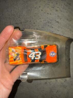 Hot Wheels '70 Roadrunner Richard Petty #43 Honey Nut Cheerios Promo Sealed